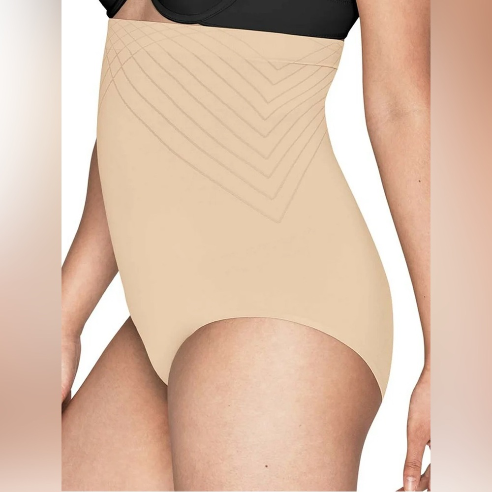 NEW Maidenform Flexees High Waist BRIEF Firm Shapewear Med Cool Comfort NUDE